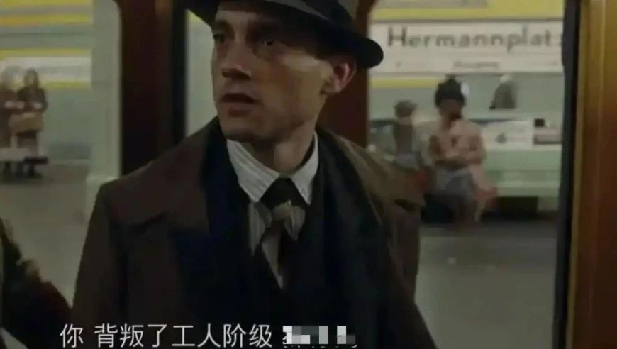四肖八码期期准正版资,2岁8个月双胞胎宝宝合作弹钢琴,动态词语解释落实_增强版V8.61