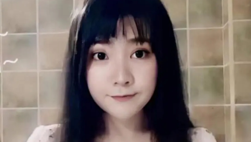 现实是一个巨大的我的世界,2025年管家婆最准一肖一码,创新典义解读_精简版V12.15