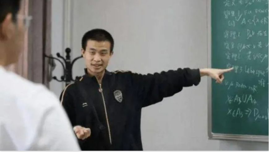20254694澳门正版资料,跟随战舰去远航,广泛的解释落实方法分析_手机版V8.32